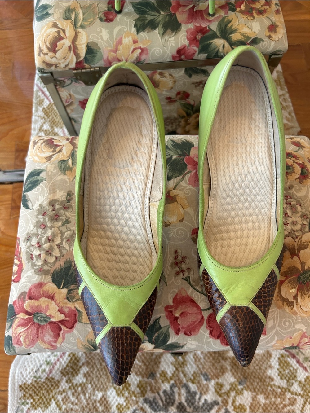 Vintage 1960s Mr Tom Lime Green and Brown snake skin Pointed Toe stiletto